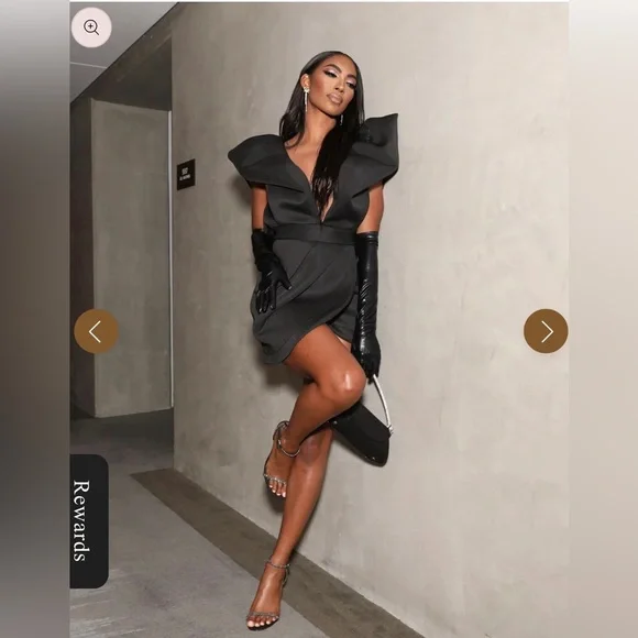 HeyMaeve Platinum “My Gift Is You Earrings”. New & Unworn. - Picture 5 of 5